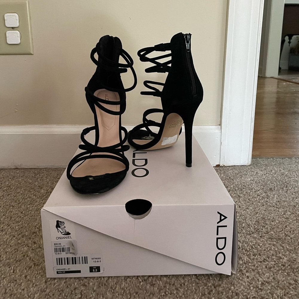 Aldo onianiel black high heel